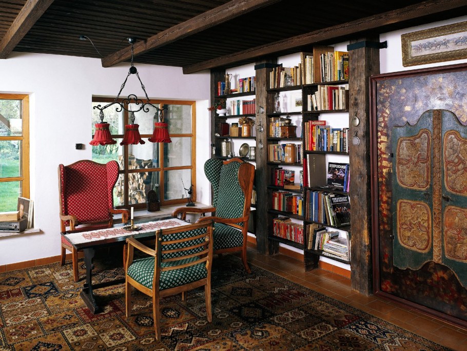 Антиквариат в интерьере