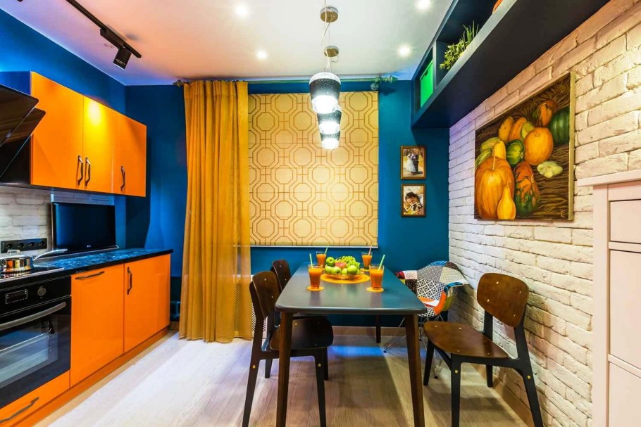 Оранжево салатовая кухня