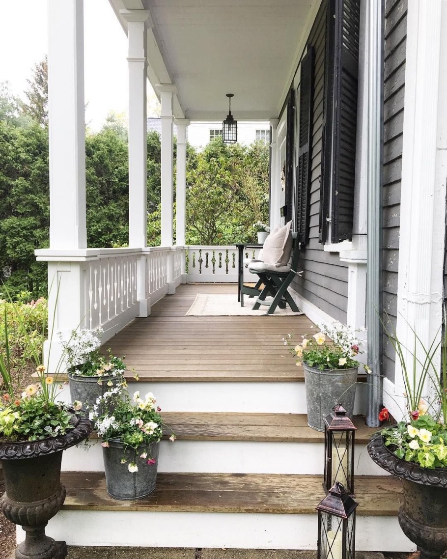 Ступеньки на террасу