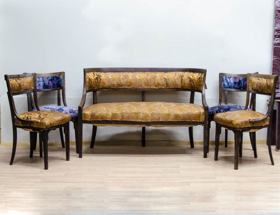 Старинная буфет в стиле Барокко