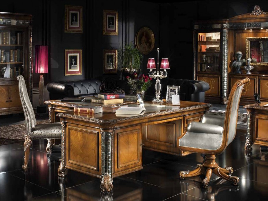 Винтажная коричневая мебель ретро