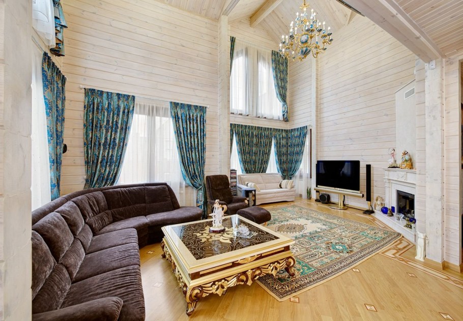 Шторы в деревянный дом из бруса