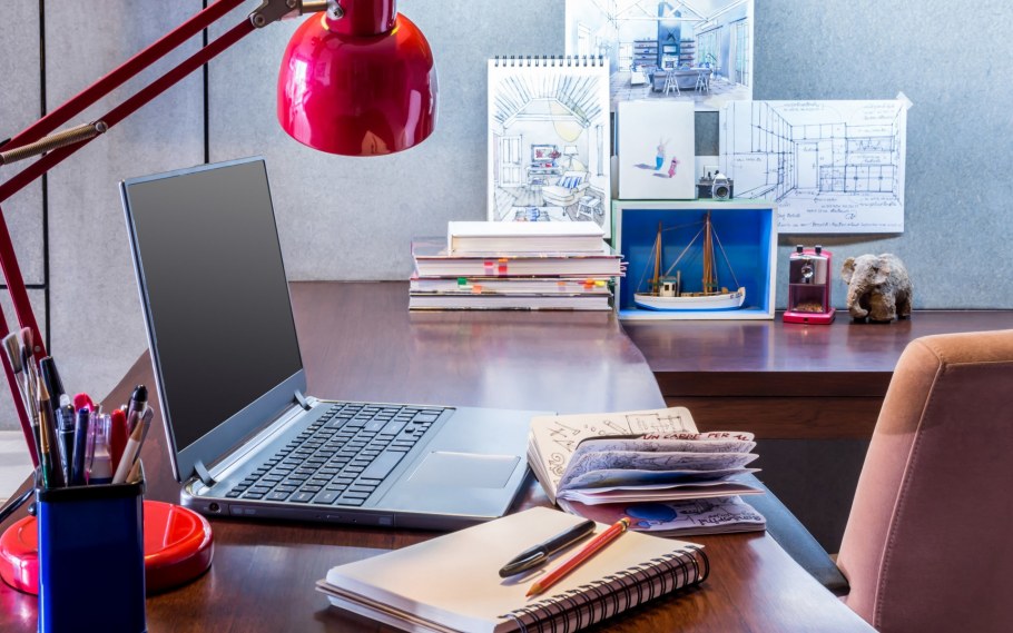 Ноутбук в интерьере