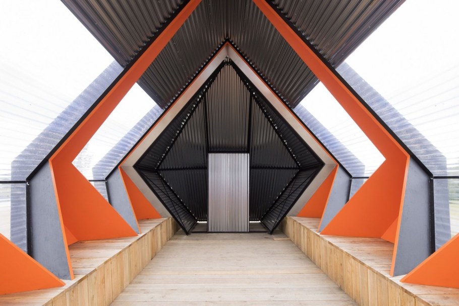 Павильон необычной формы