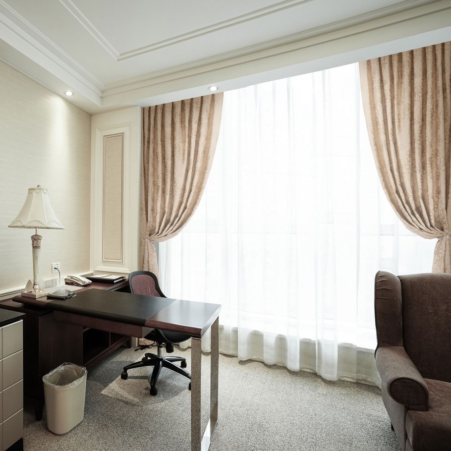 Бежевые шторы в интерьере