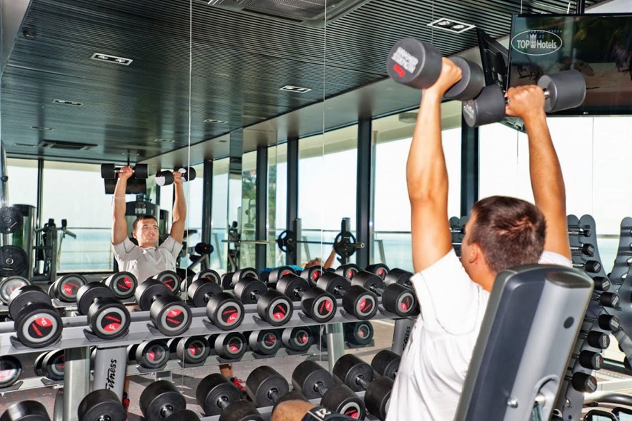 Паркинг спортзал