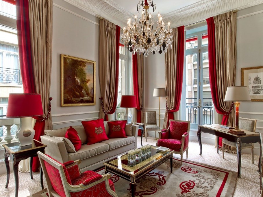 Hotel Plaza Athénée, Париж