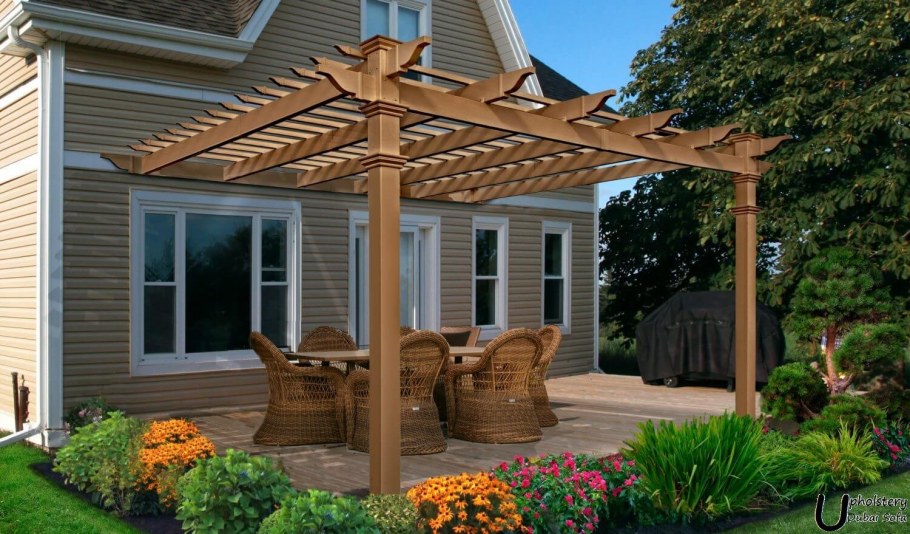 Деревянный навес к дому