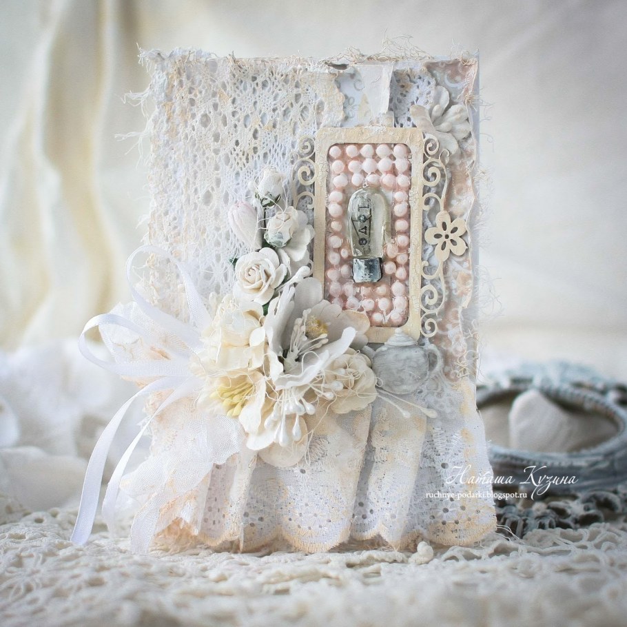 Витрина в стиле шебби Шик