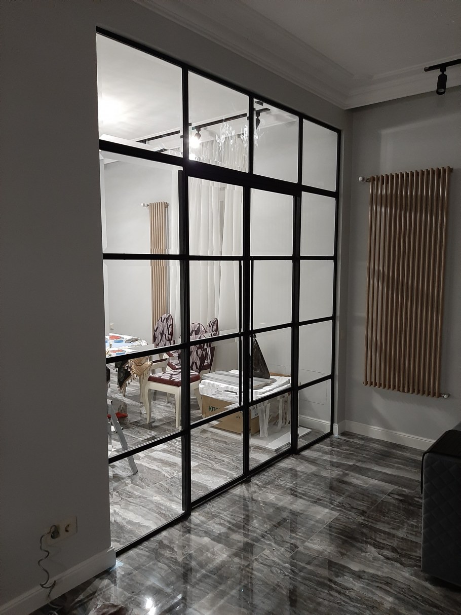 Стеклянные перегородки в квартире