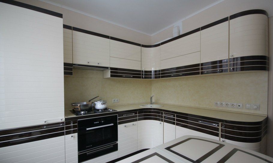 Кухня Бостон эмаль шпон