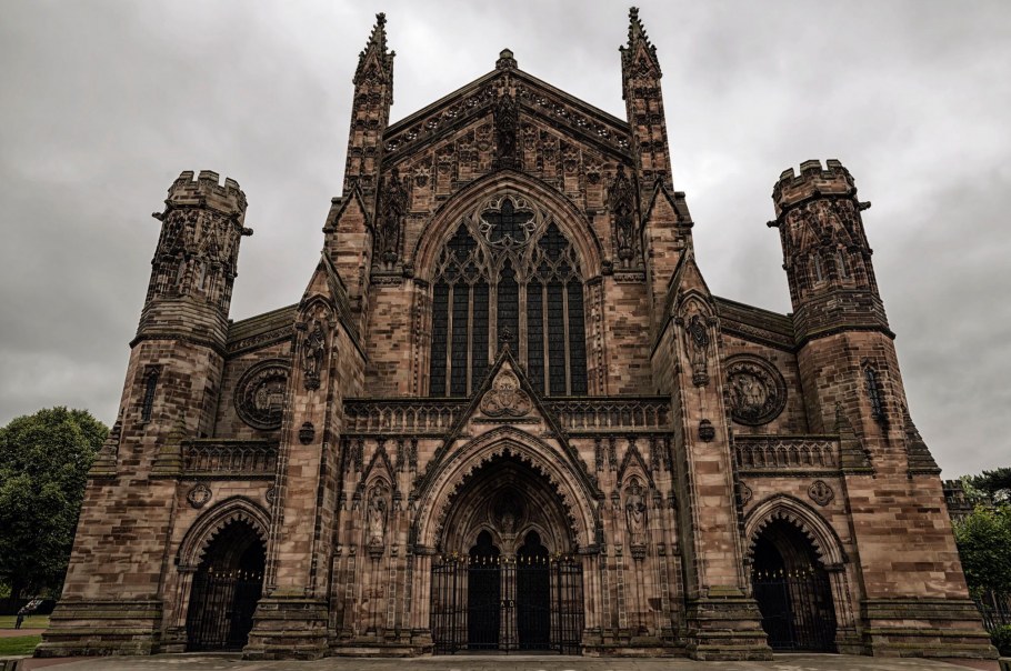 Романские соборы в Англии