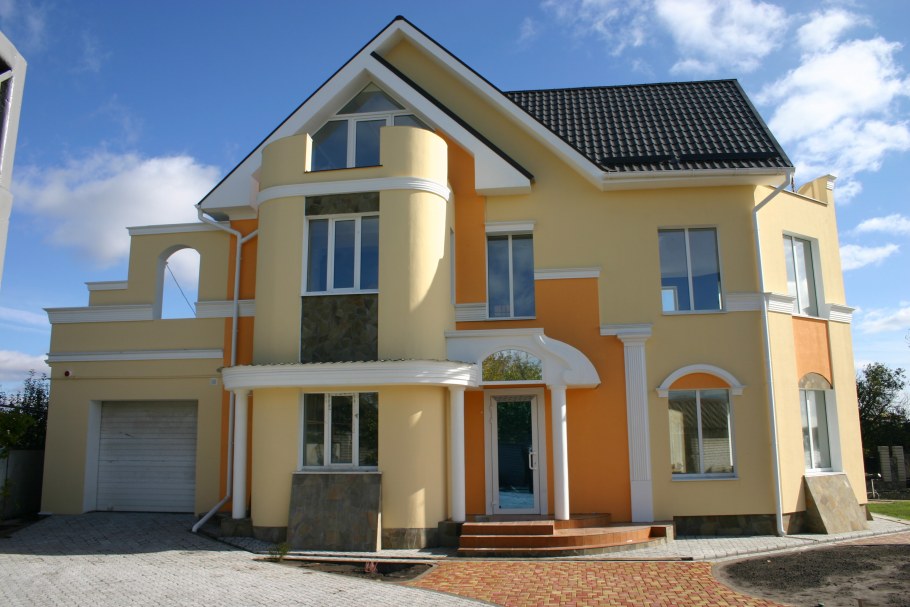 Красивый штукатурный фасад