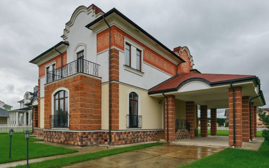 Красивые фасады кирпичных домов