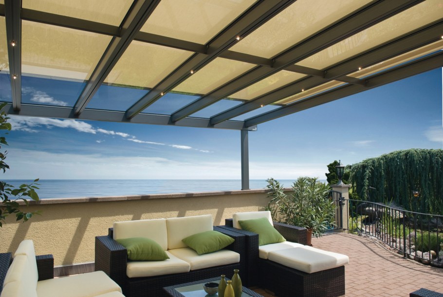 Односкатная пристенная пергола