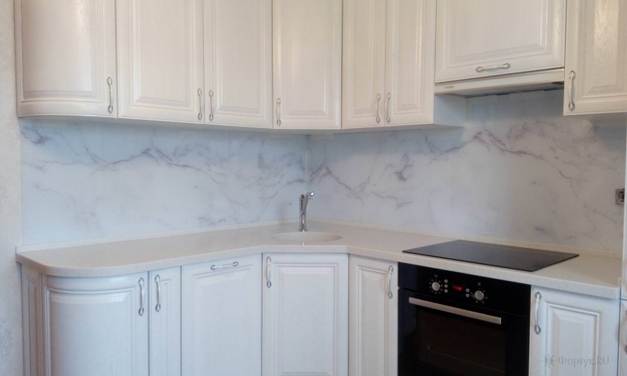 Фартук под белый мрамор