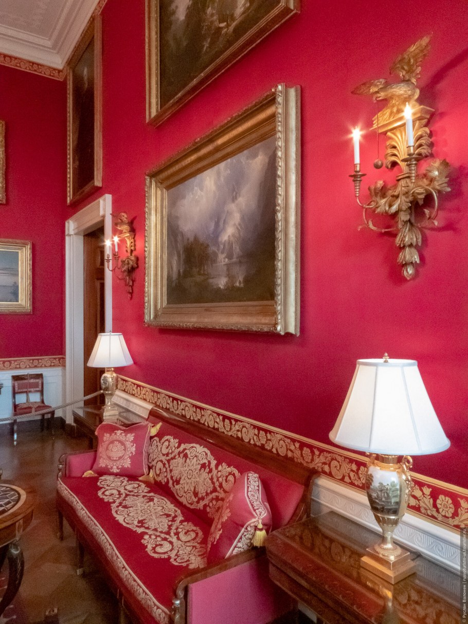 Белый дом в Вашингтоне красная комната