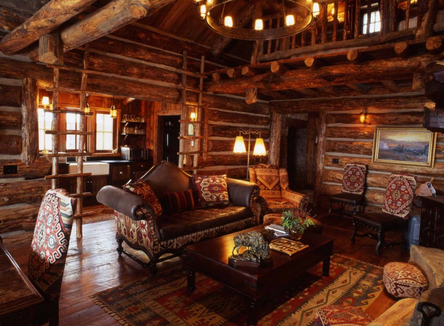 Деревенский дом в рустикальном стиле