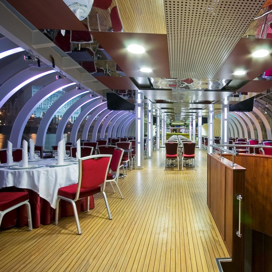 Яхта Монтана Рэдиссон