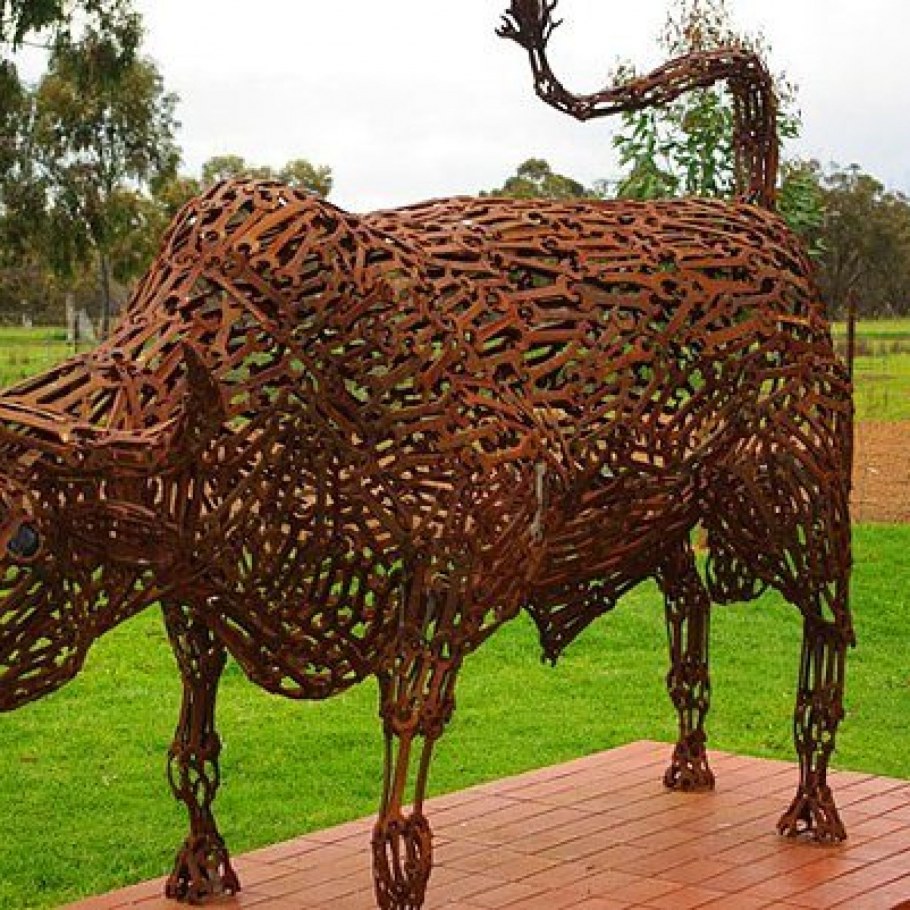 Выставка в саду