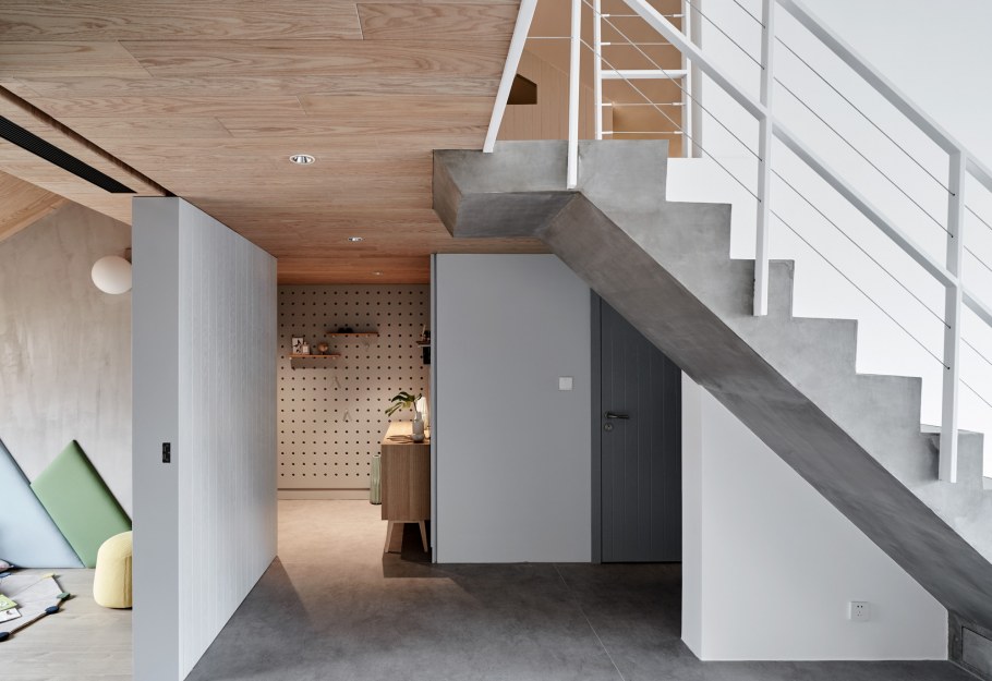 2х уровневая квартира с мансардой