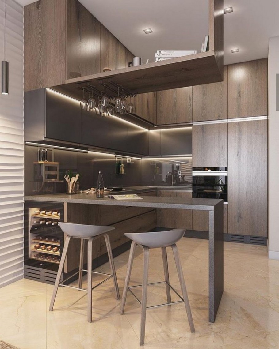 Кухня в современном стиле с барной стойкой