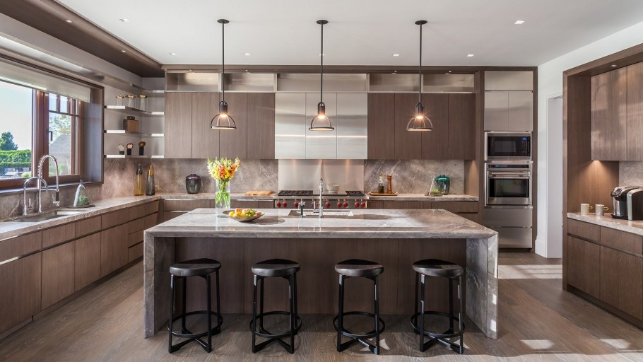 Кухня под потолок