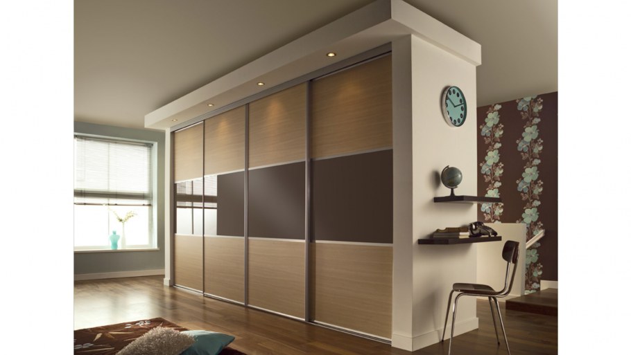 Шкаф купе в бежевых тонах