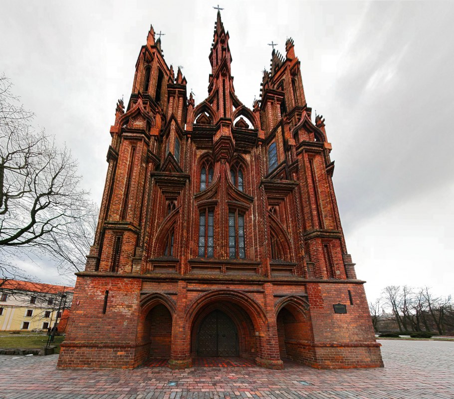 Костёл Святой Анны. Вильнюс, Литва