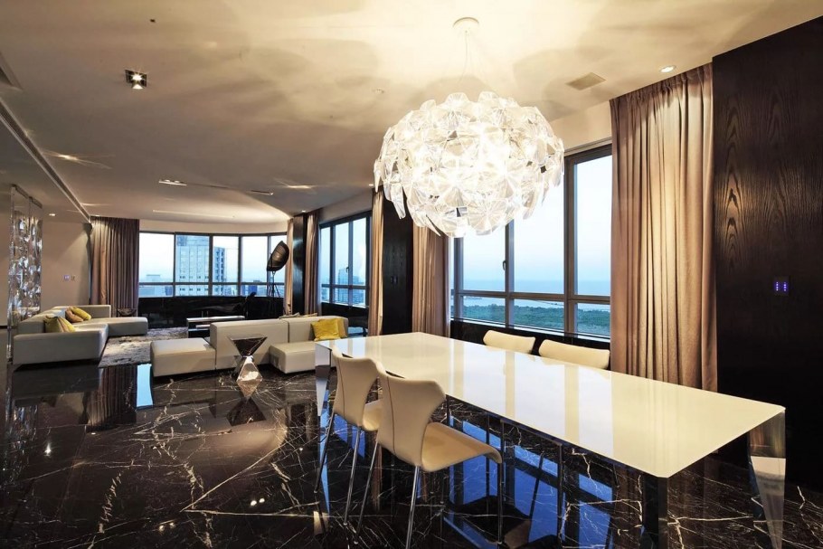 Современные люстры в интерьере