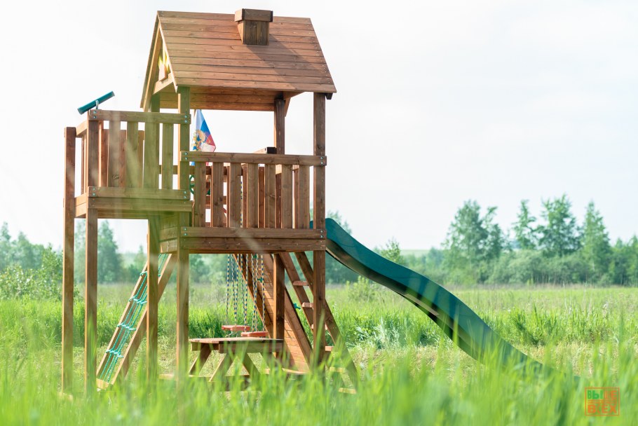 Детский деревянный городок