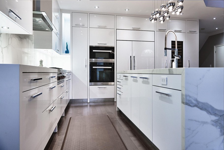 Кухня Модерн белая глянец