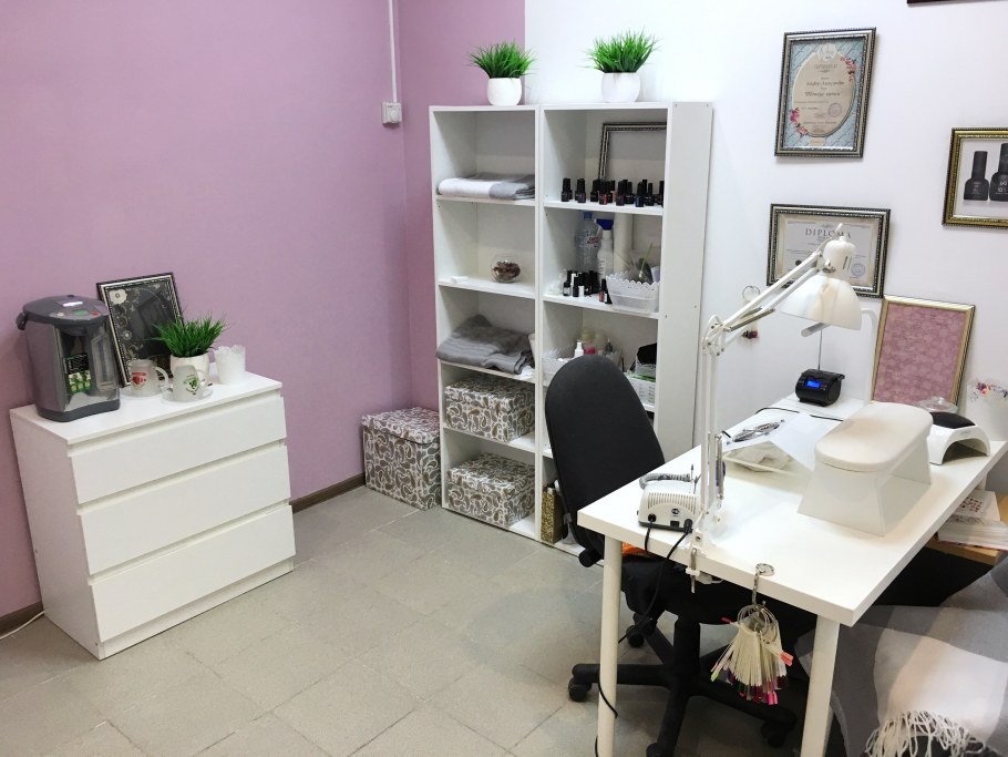 Стильный кабинет косметолога