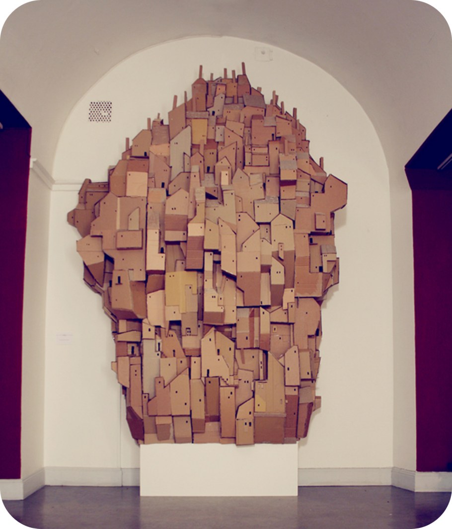 Инсталляция из картона