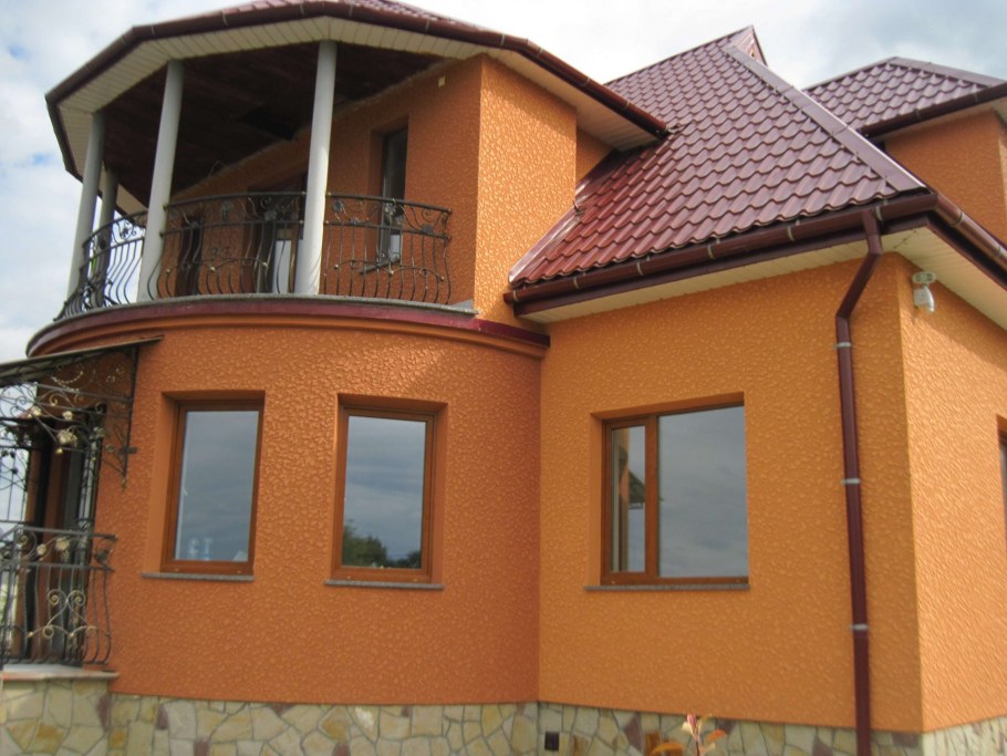 Персиковый фасад