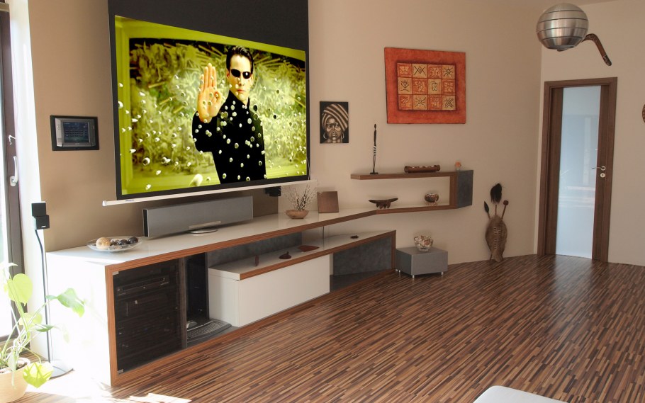 Комната с телевизором