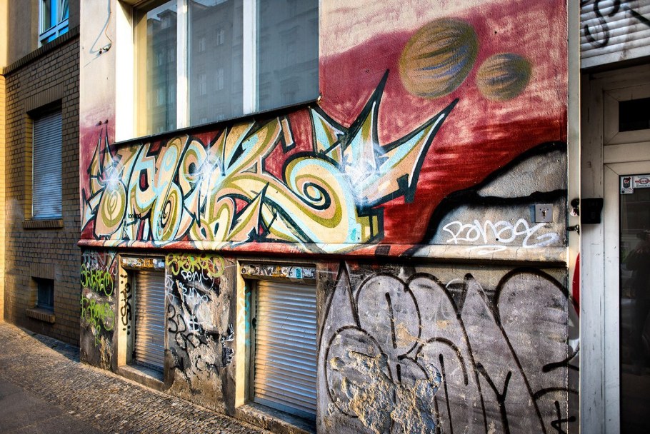 Красивые граффити на стенах