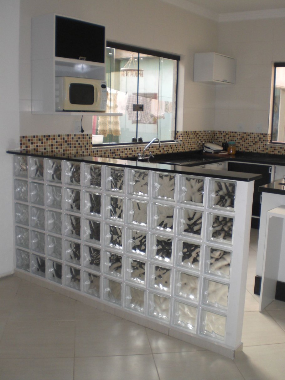 Стеклянные блоки для перегородок