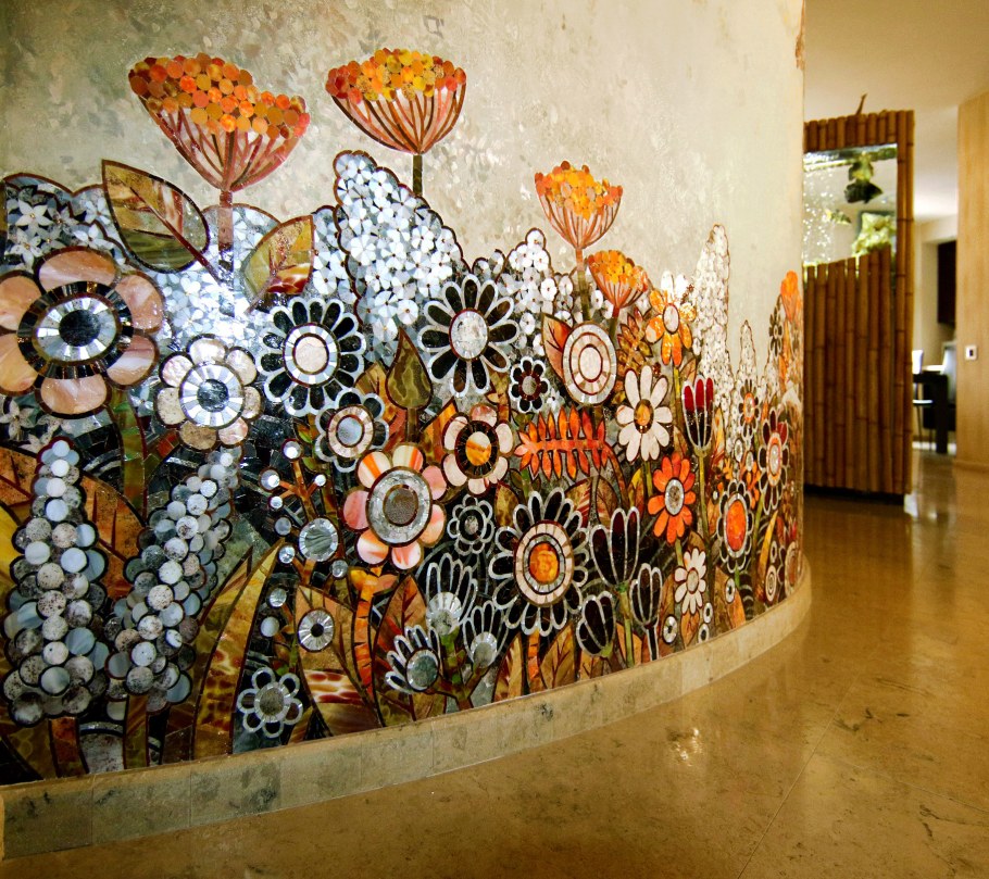 Художественное панно из мозаики