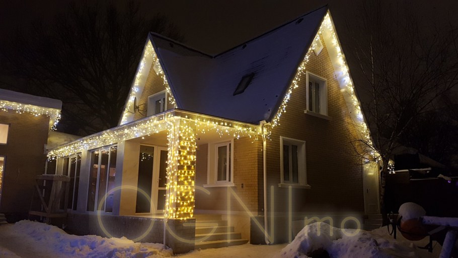 Новогодняя подсветка загородного дома