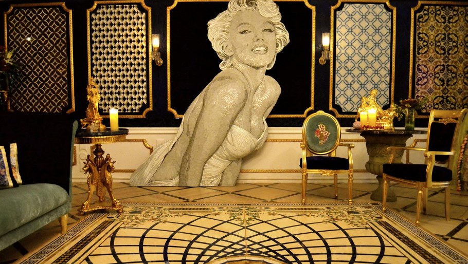 Максимализм Эклектика