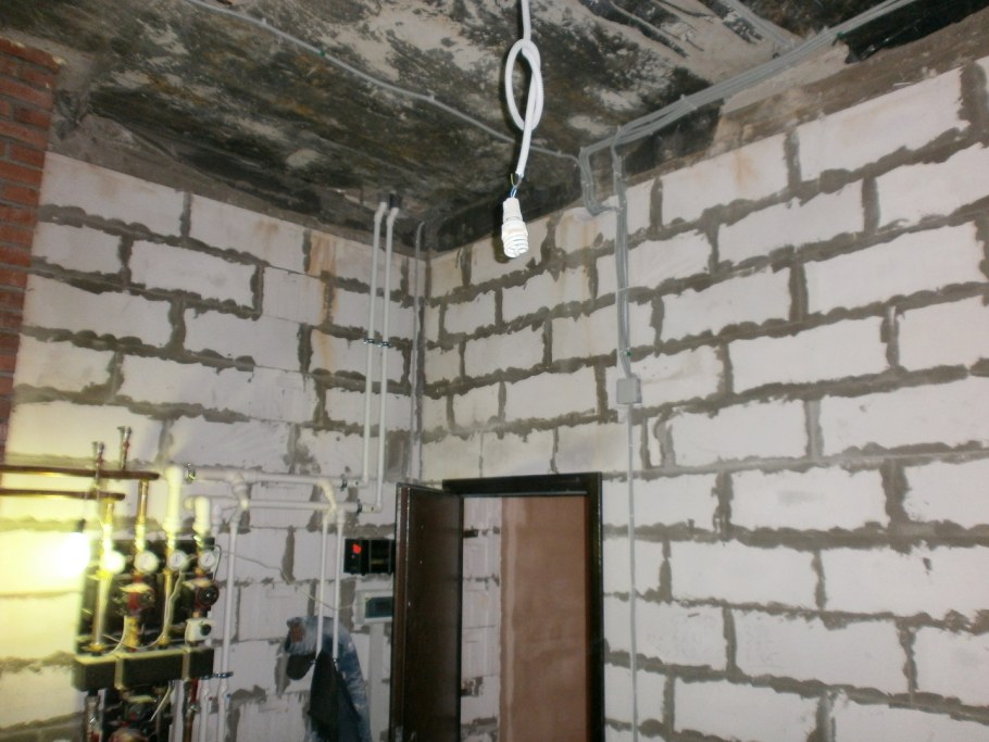 Прокладка электропроводки в квартире