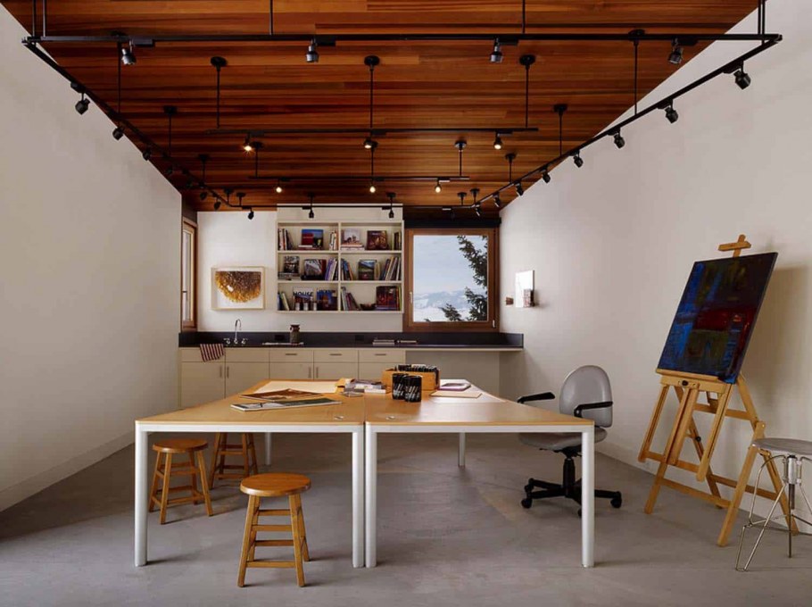 Рабочее место художника