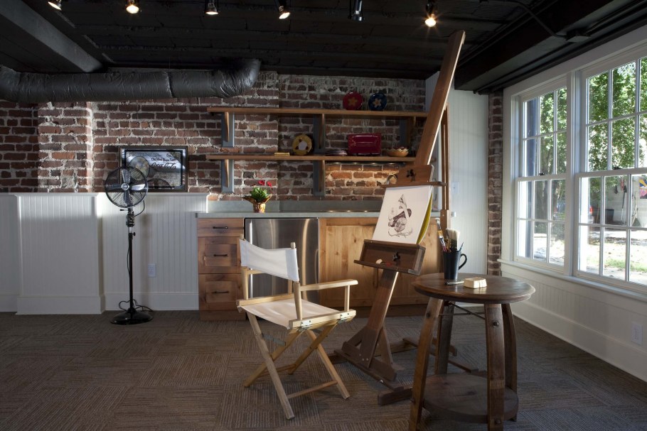 Художественная студия интерьер