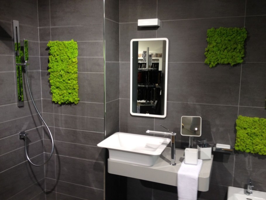 Стабилизированный мох в ванной