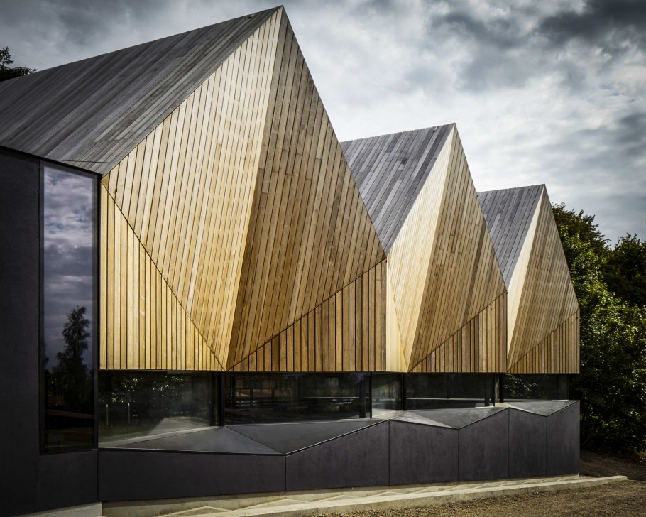 Необычные фасады