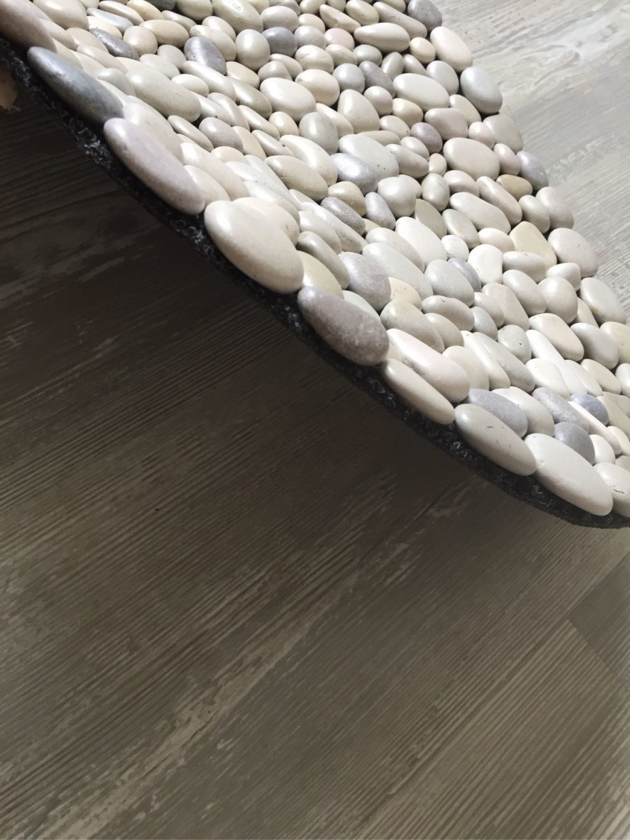 Галька в интерьере