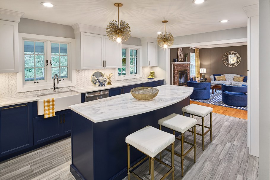 Синяя кухни в голландском стиле