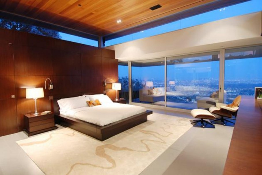 Самое красивое в доме внутри спальня