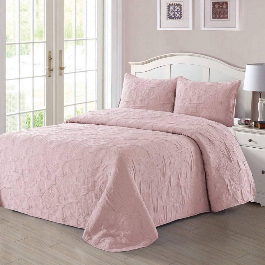 Спальня в ьежевыхтонах